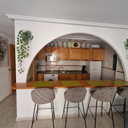 Apartment A Louer A 100m De La Torrevieja